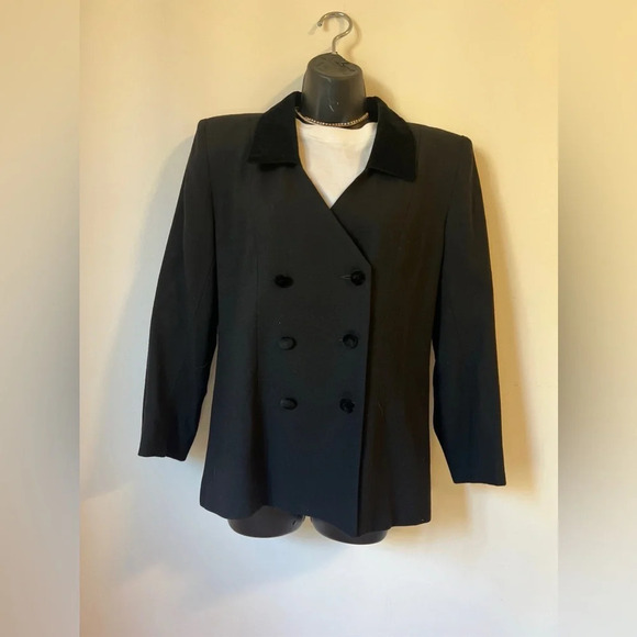Vintage SuitsMe Petites Women’s Doublebreasted Blazer Velour Collar & Buttons 8P - Picture 3 of 3